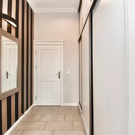 Totu Chopina Centre Apartman *